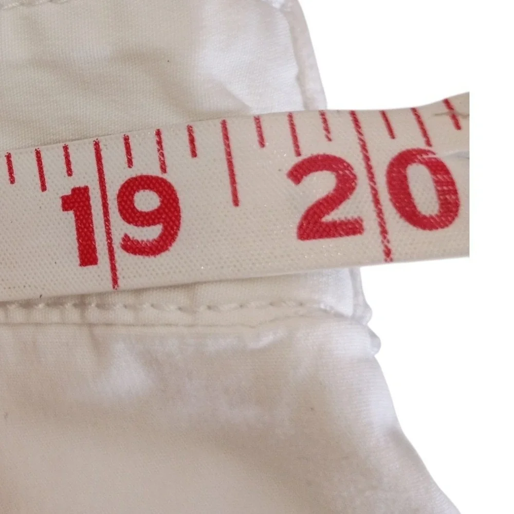 Chico's White Roll Tab Cropped Pants Size 3/US 16 Regular Elastic Waist Cotton